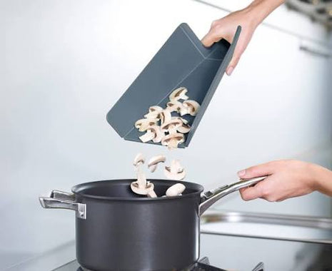 Chop2Pot Plus Folding chopping board