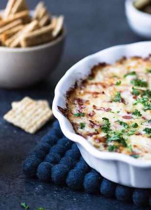 Roasted Garlic Horseradish Dip - 10.2 OZ