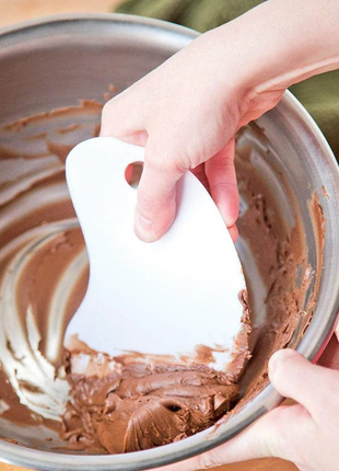 Bowl Scraper