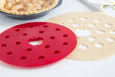 FOX RUN PLASTIC APPLE PIE TOP CUTTER