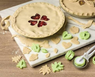 PIE DECORATING KIT