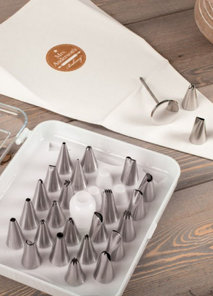 Mrs. Anderson's Baking Pastry Decorating Set, 26 Tips