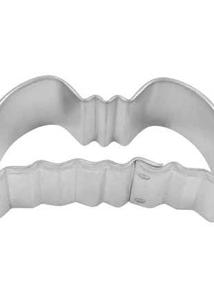 MINI FLYING BAT COOKIE CUTTER (2″)