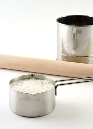 STAINLESS STEEL MEASURING CUP, 2C