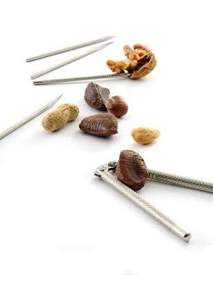 SHELLFISH / NUT CRACKER WITH 4 PICKS