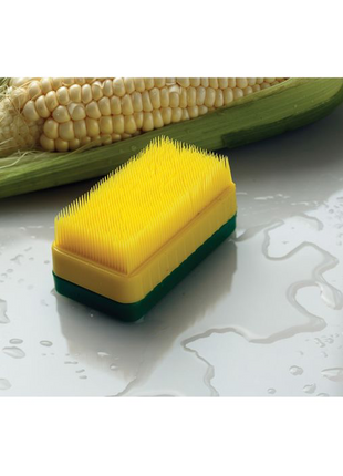 Kitchen Brush, Corn