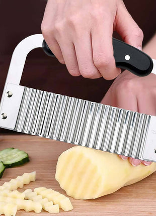 HIC Kitchen Crinkle-Cut Wave Slicer