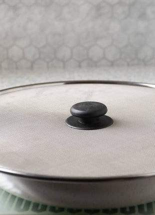 Fox Run splatter screen with fine mesh for cooking and frying